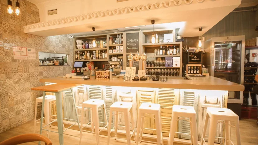ALMIJARA CASUAL BAR
