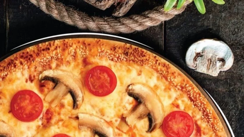 Kavarna&restavracija, (Food Delivery) VAHTNCA