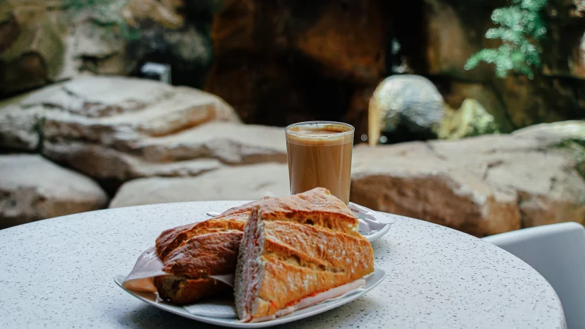 Cafetería El Gra - Canet de Mar