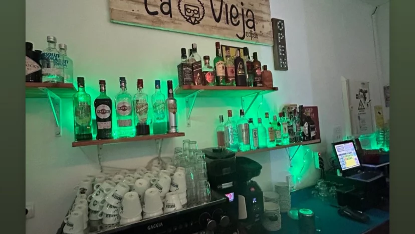 La vieja